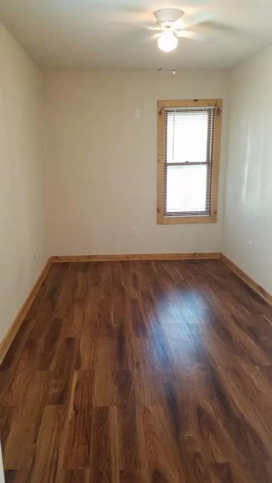 1026 Charles St - Photo 3 of 12
