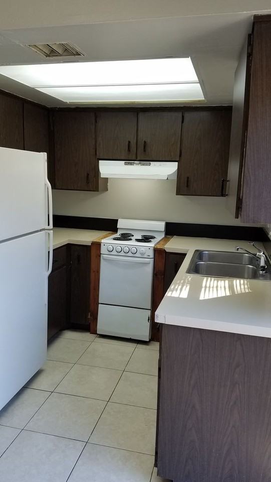 160 Moyses Rd - Photo 2 of 42