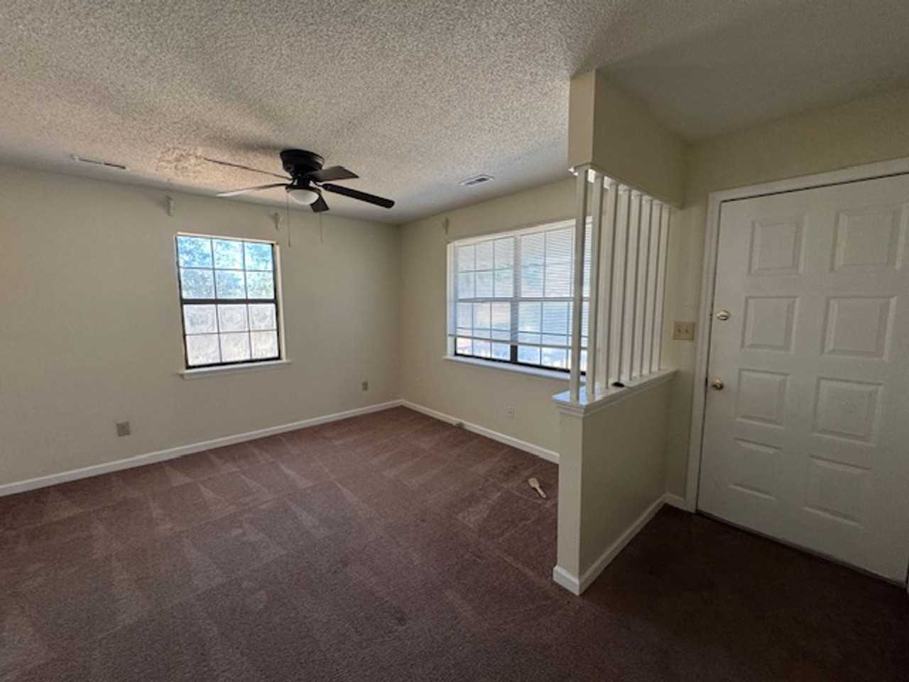 207 Cardiff Rd - Photo 3 of 21