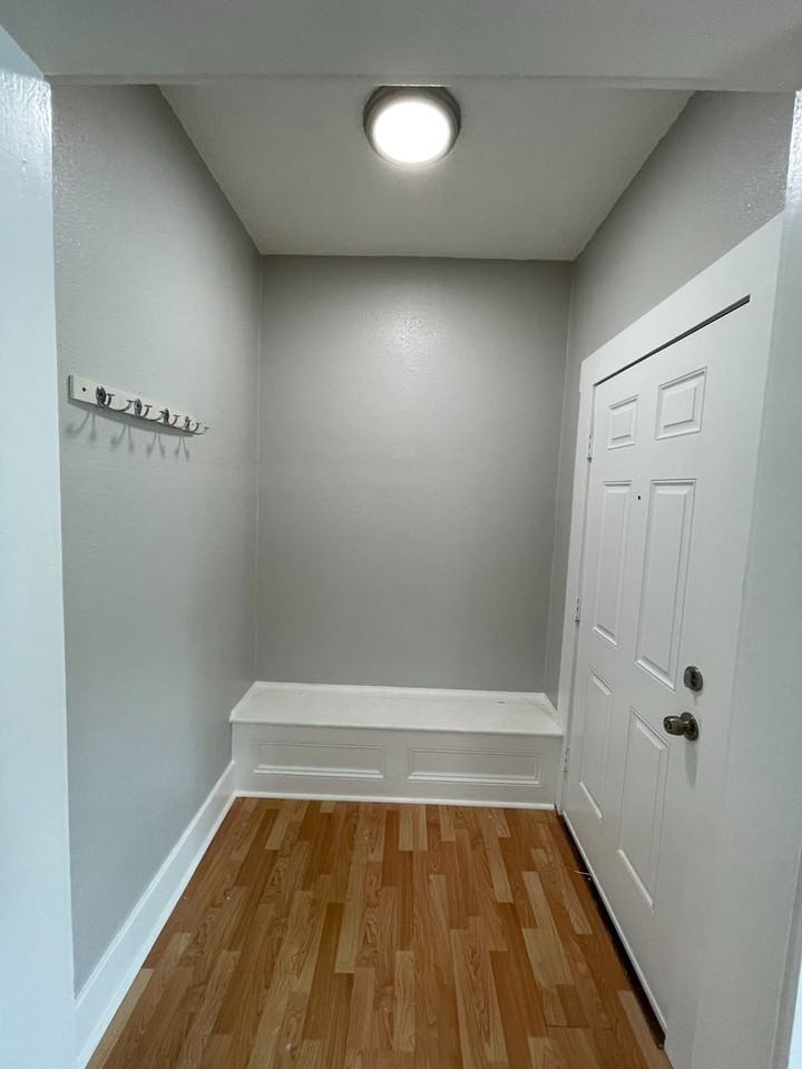 1237 Grant St - Photo 6 of 8