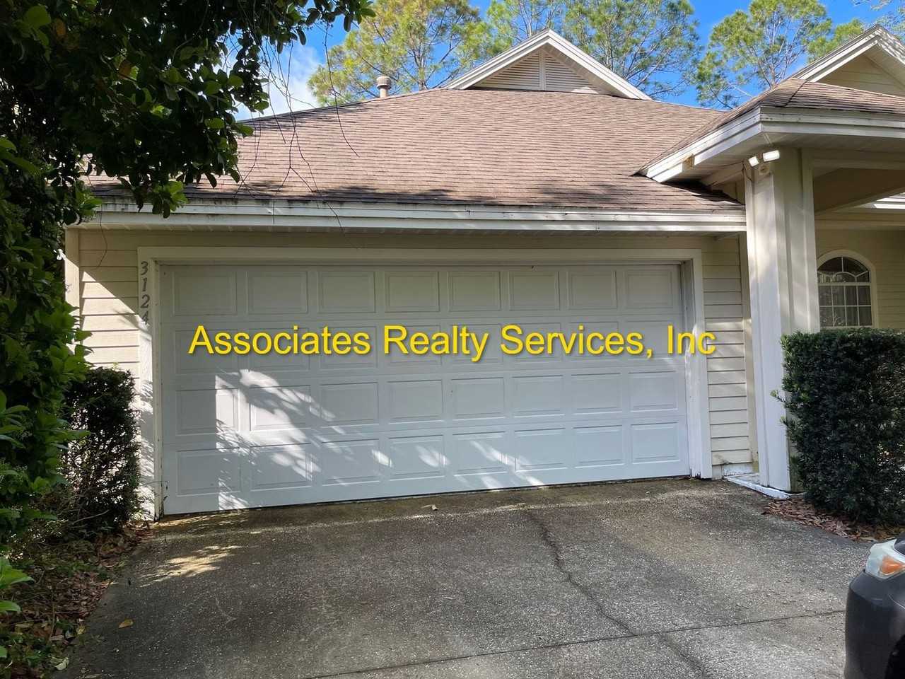 3124 Sw 94th Way - Photo 3 of 8