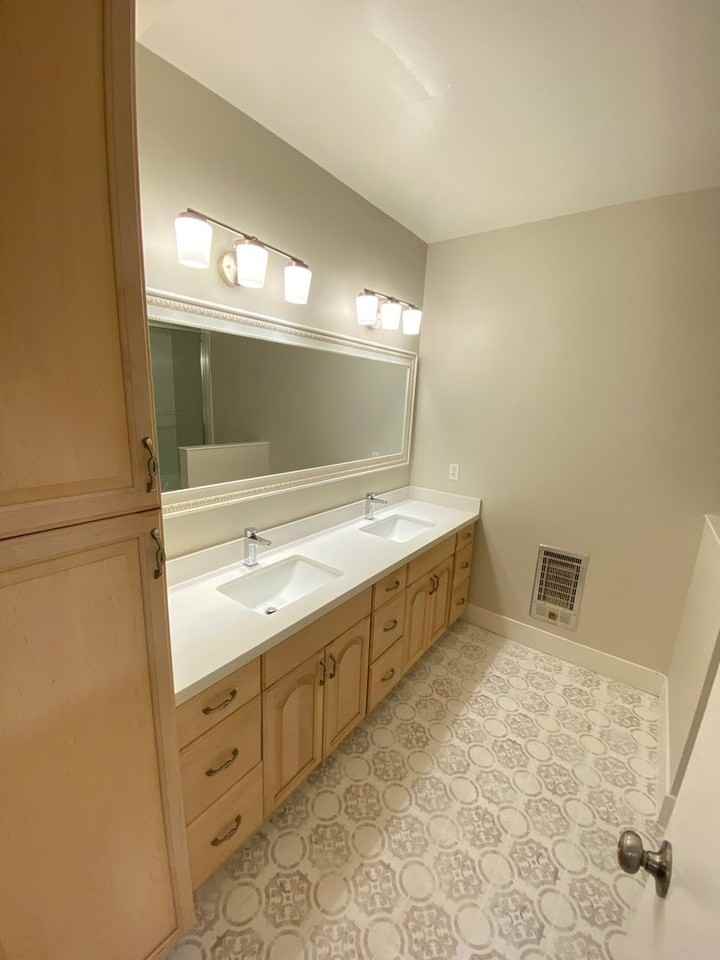 1970 Ascot Dr - Photo 7 of 12