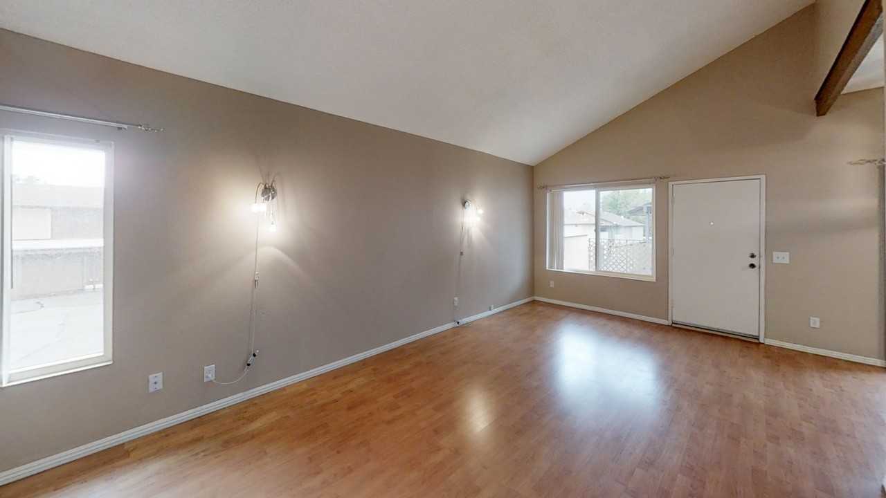2170 Basswood Ct - Photo 3 of 9