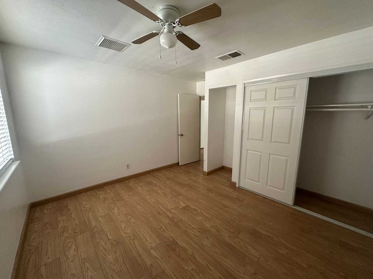 431 Jacobs Ct - Photo 7 of 16