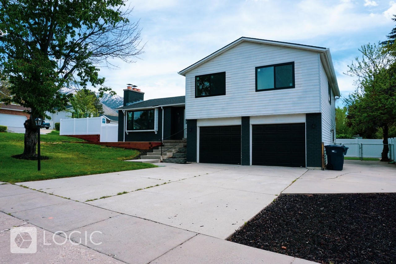 1208 E Cedar View Dr - Photo 2 of 35