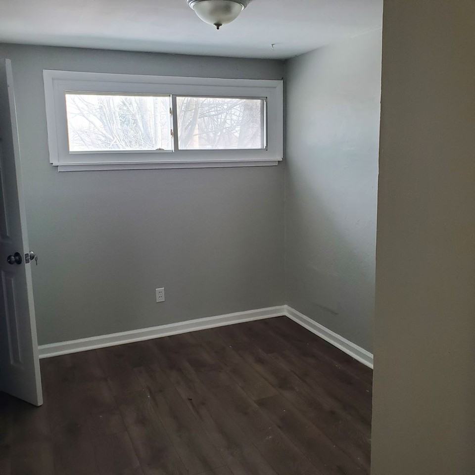 2844 Colorado Avenue - Photo 3 of 10