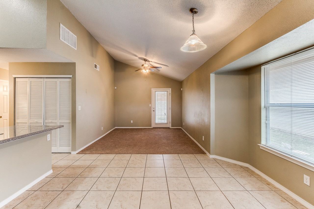 5333 Manuel Puentes Ct - Photo 6 of 24