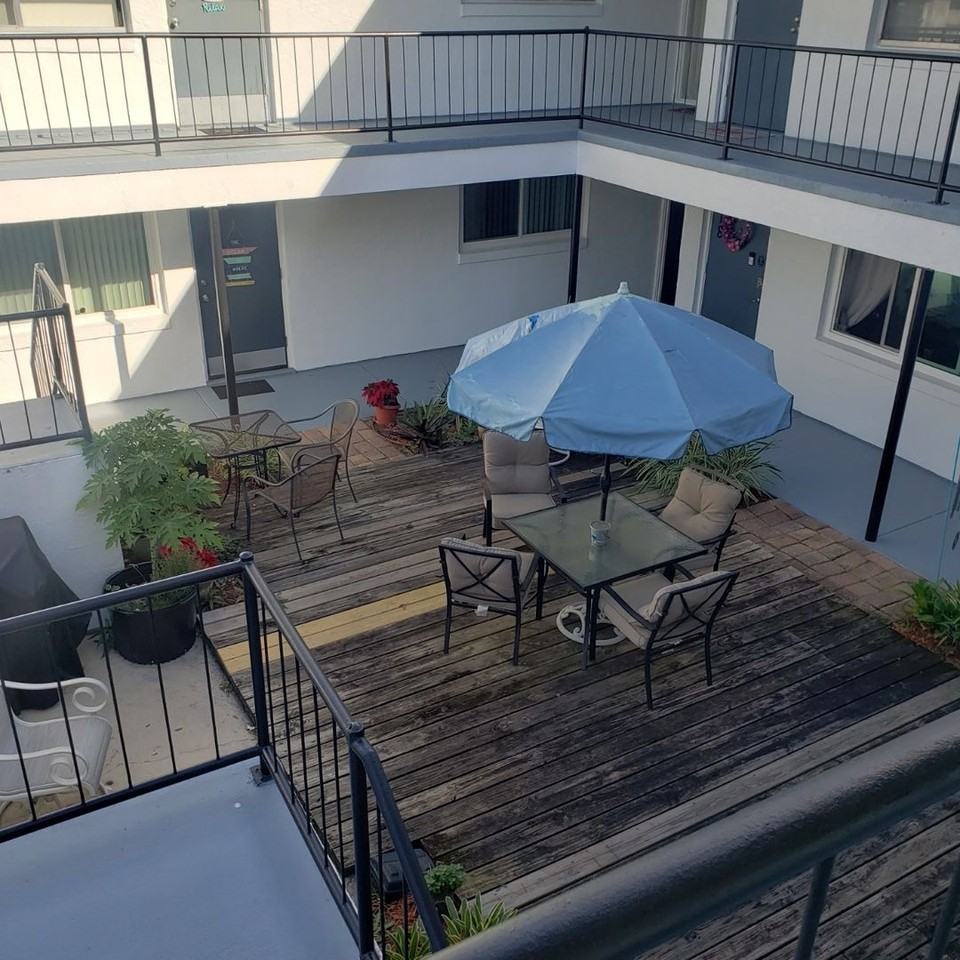 307 Ridge Blvd #220 - Photo 2 of 16