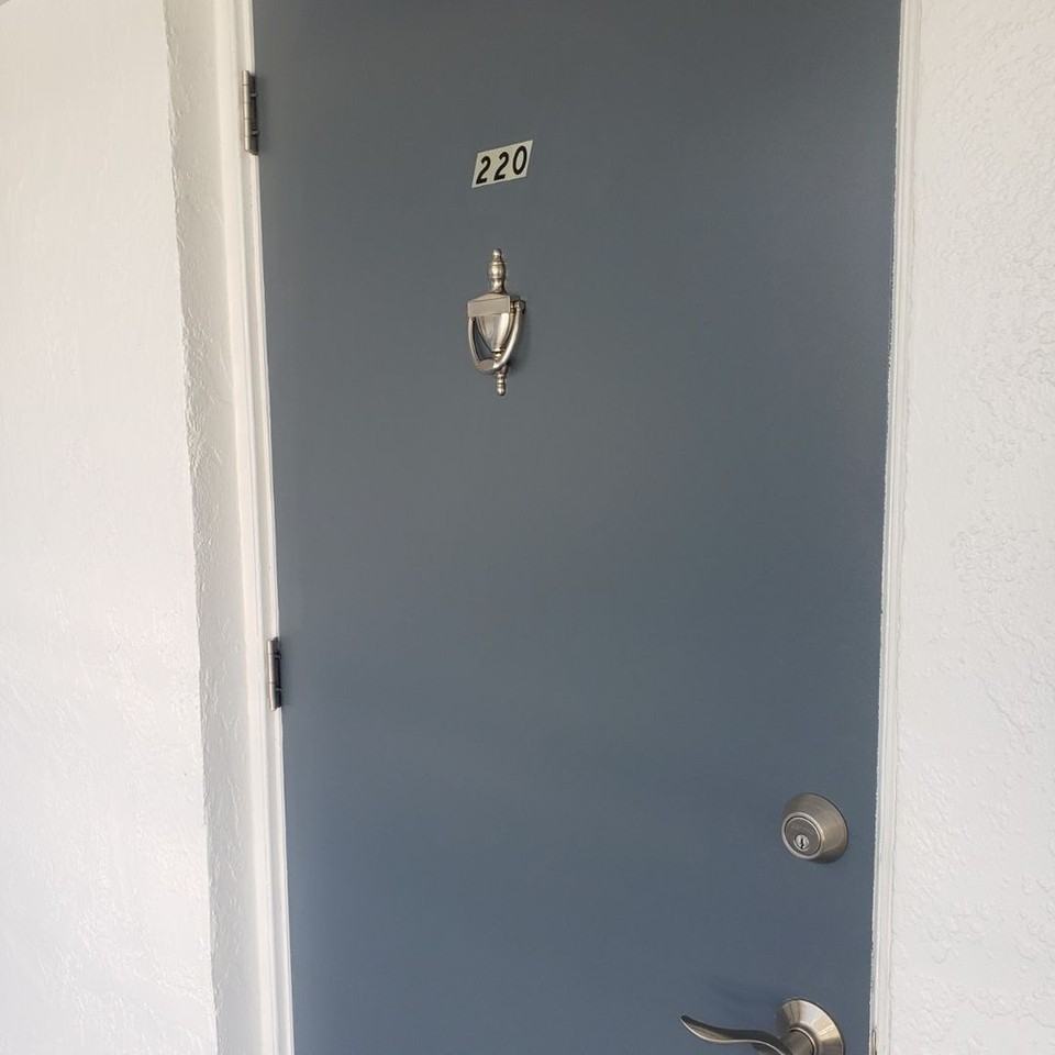 307 Ridge Blvd #220 - Photo 5 of 16