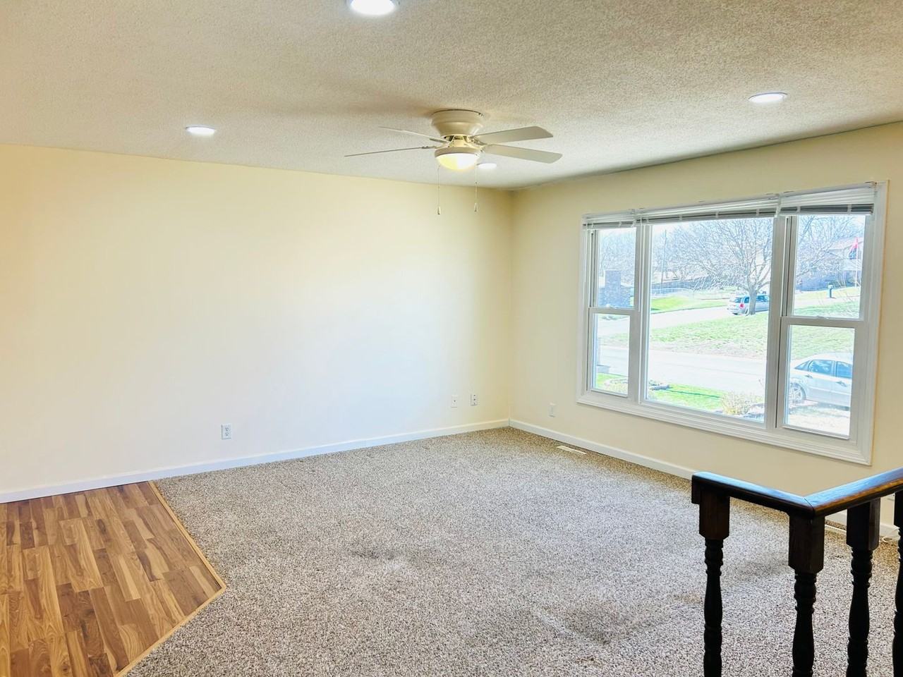 617 Rockledge Drive - Photo 4 of 30