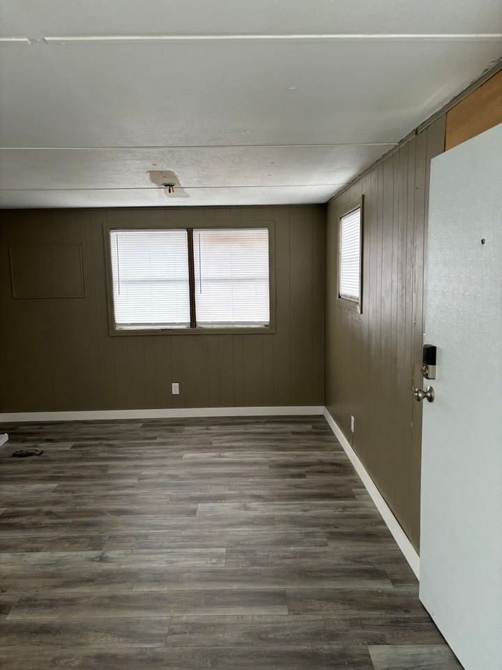 2871 N Charles Ave #11 - Photo 3 of 7