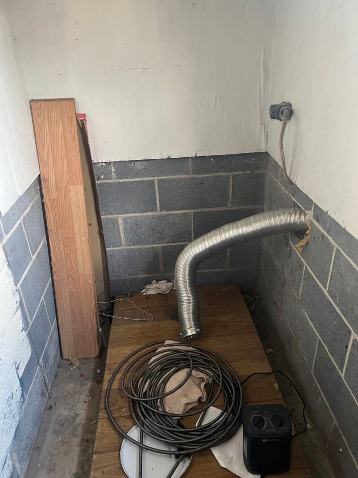 1113 N Paperville Rd - Photo 7 of 23