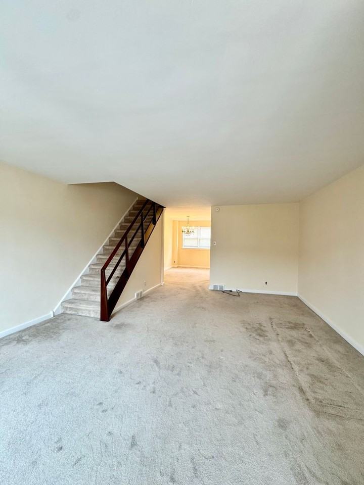 6555 Walnut Park Dr - Photo 2 of 19