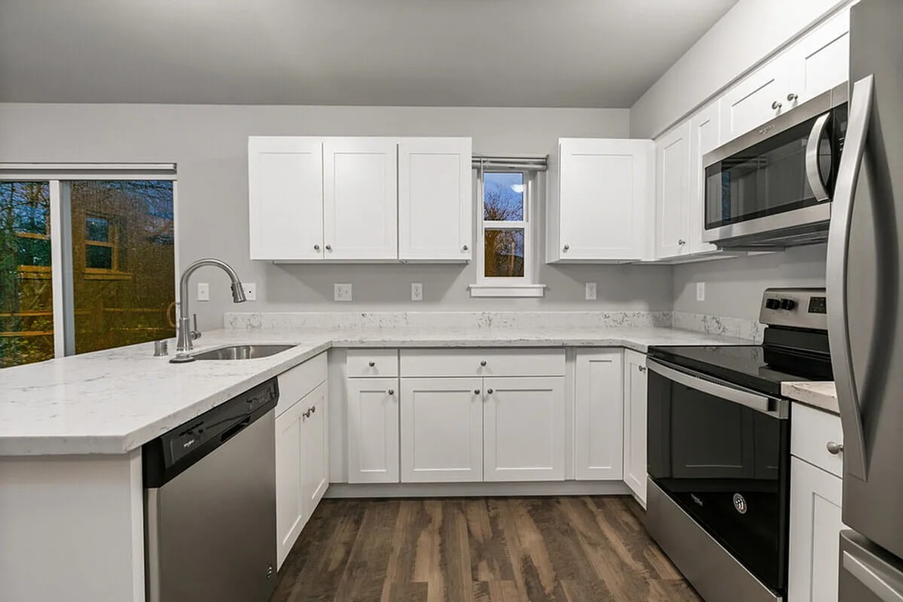 2805-2807 Undine Street - Photo 2 of 15