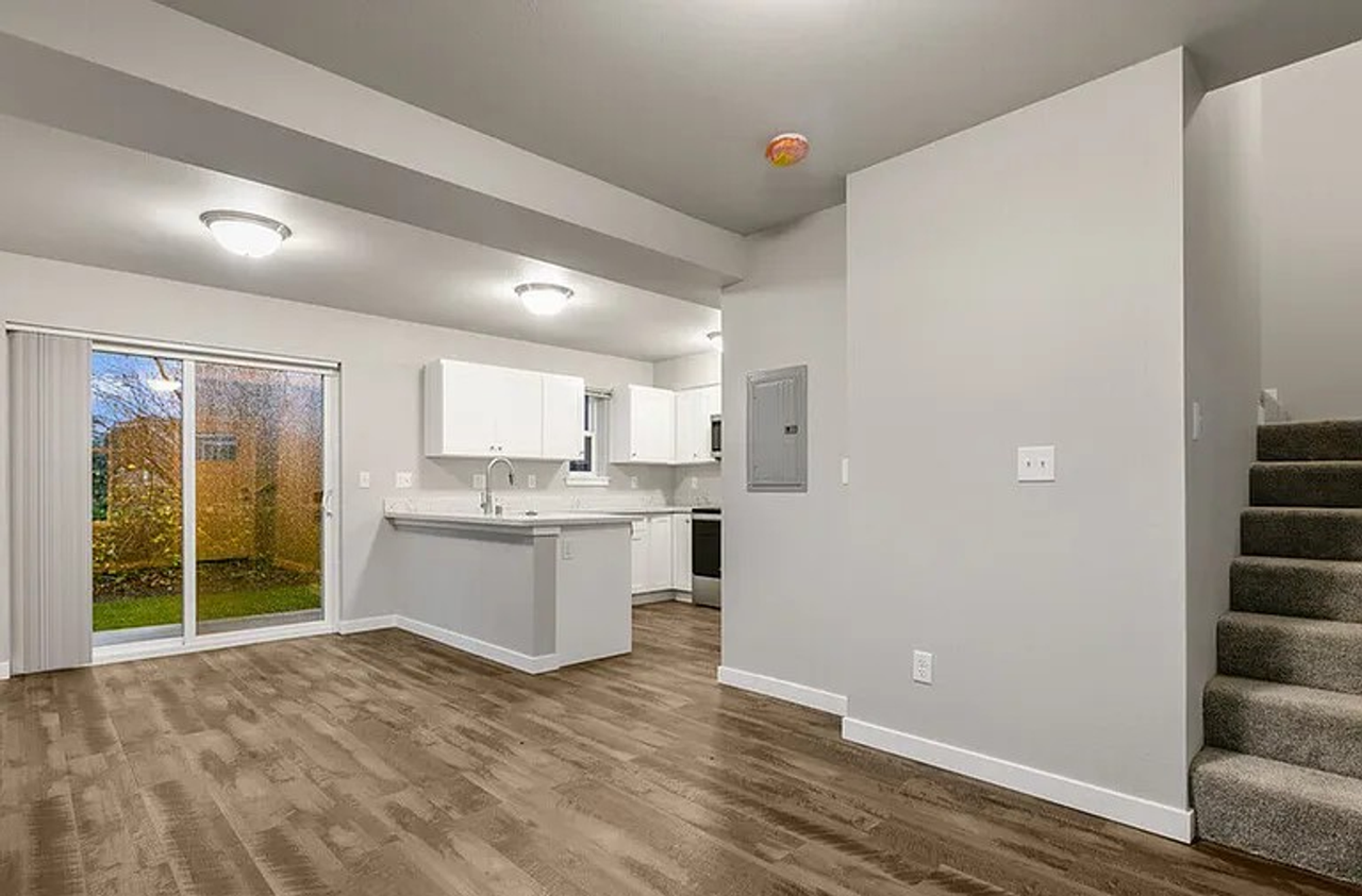 2805-2807 Undine Street - Photo 5 of 15