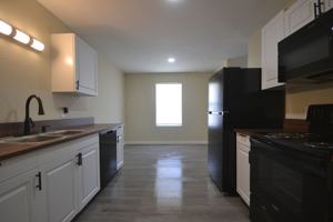 featured image of 615 615/617 S Vine St