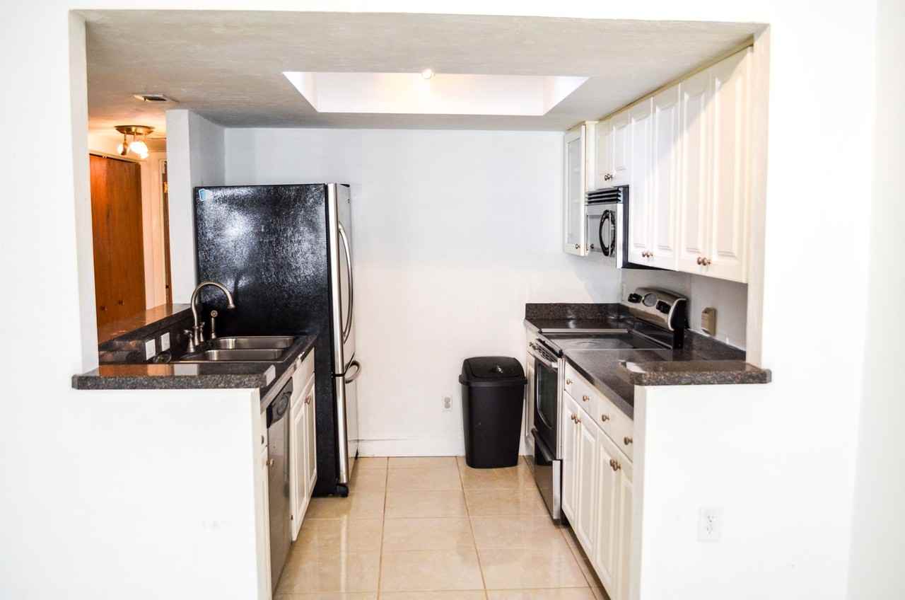 2508 Sw 35th Pl Bldg I #50 - Photo 2 of 17