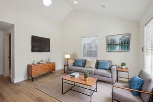 featured image of 2110 E 16th St