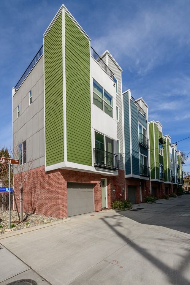 510 Alisal Ln - Photo 2 of 23