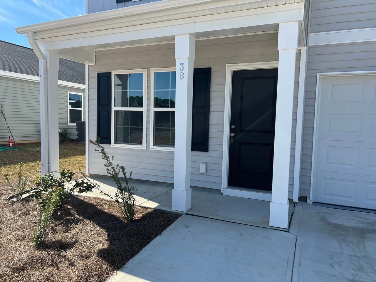 38 Waters Edge Way - Photo 3 of 47