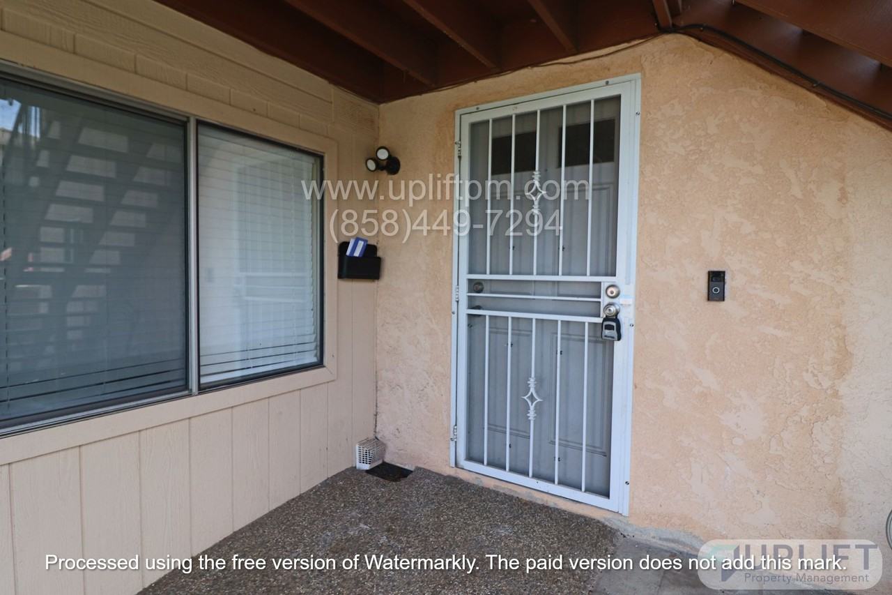 2308 Oak Hill Dr - Photo 2 of 13