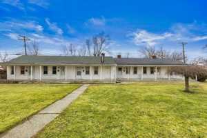 featured image of 3448 Gloria St