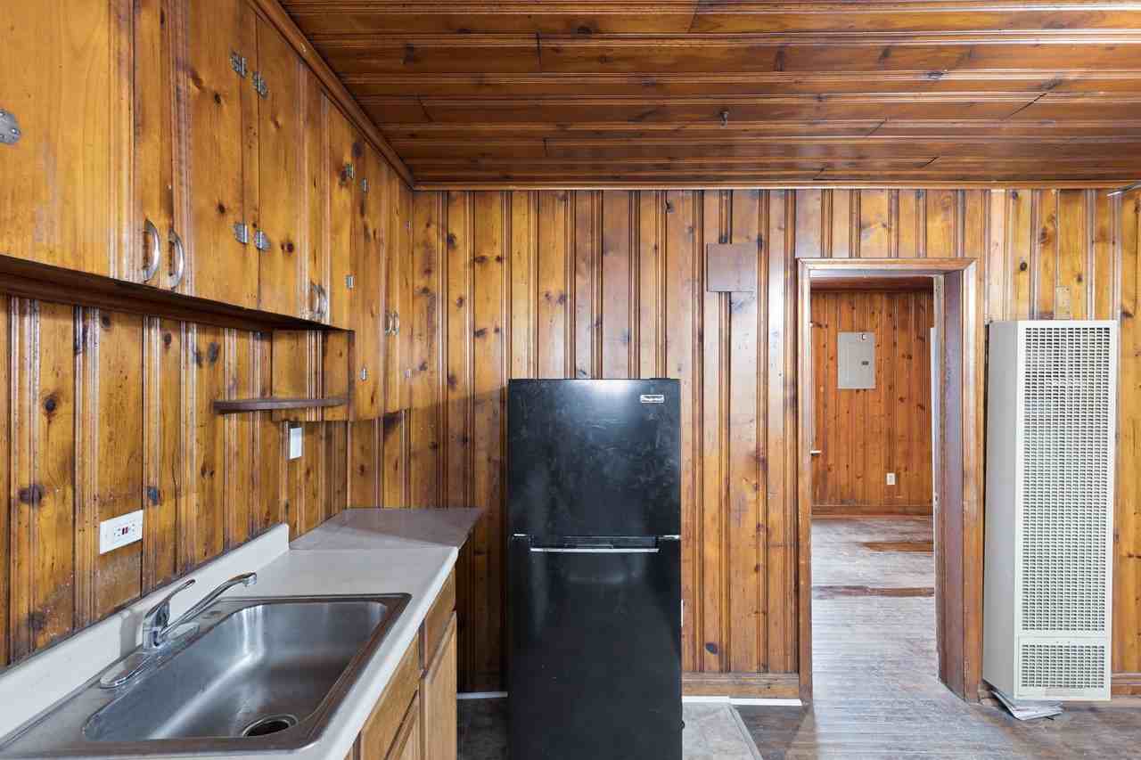 3448 Gloria St - Photo 6 of 11