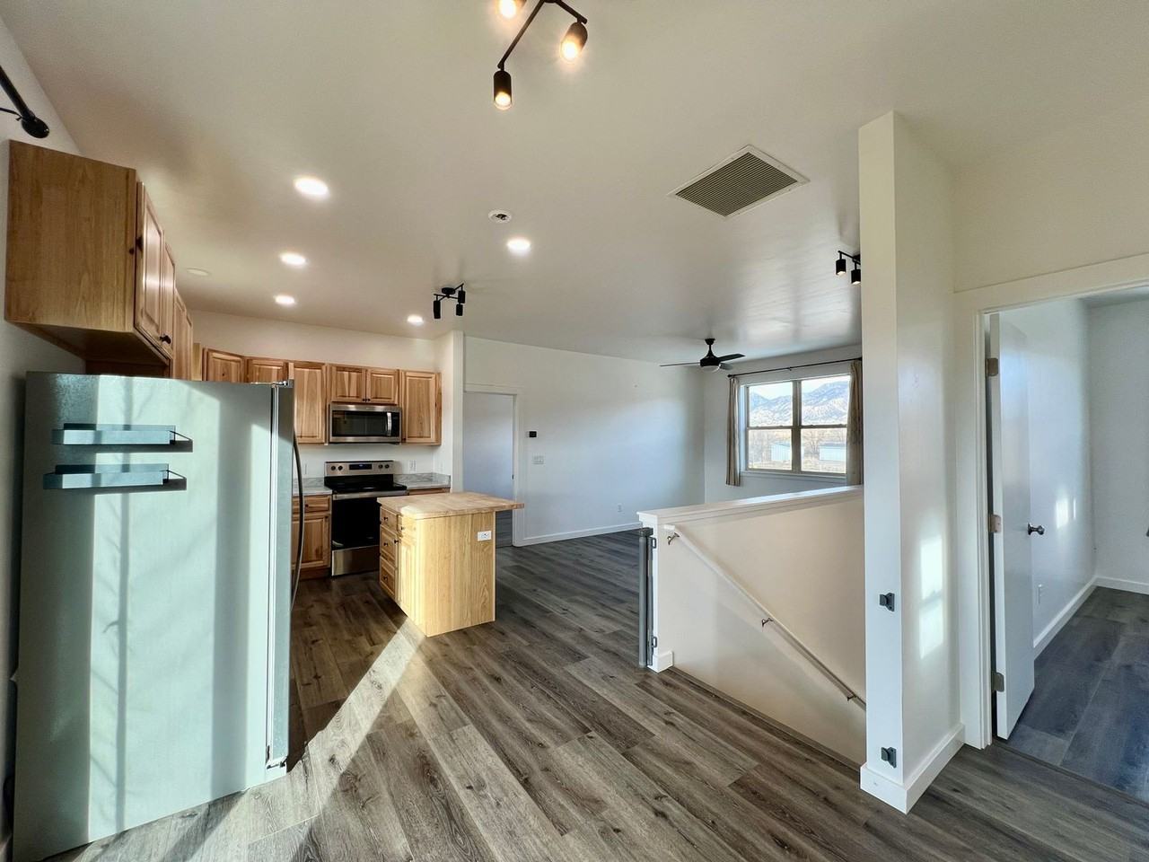 897 County Road 231 - Photo 2 of 17