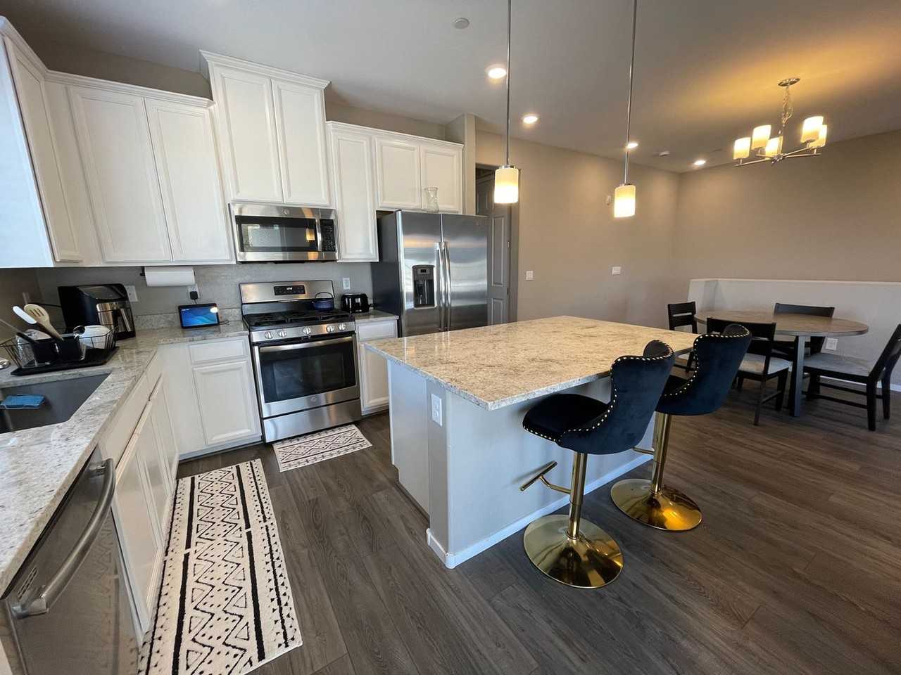 8591 Insignia Ave - Photo 2 of 20