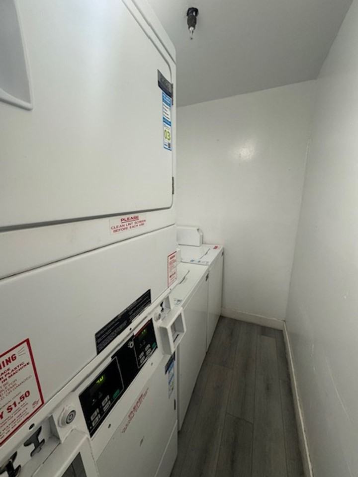 750 S. Carondelet St. - Photo 6 of 7