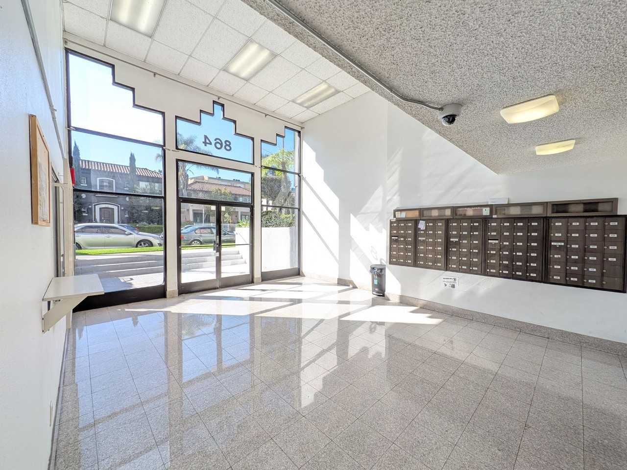 New Hampshire Terrace - Photo 3 of 11