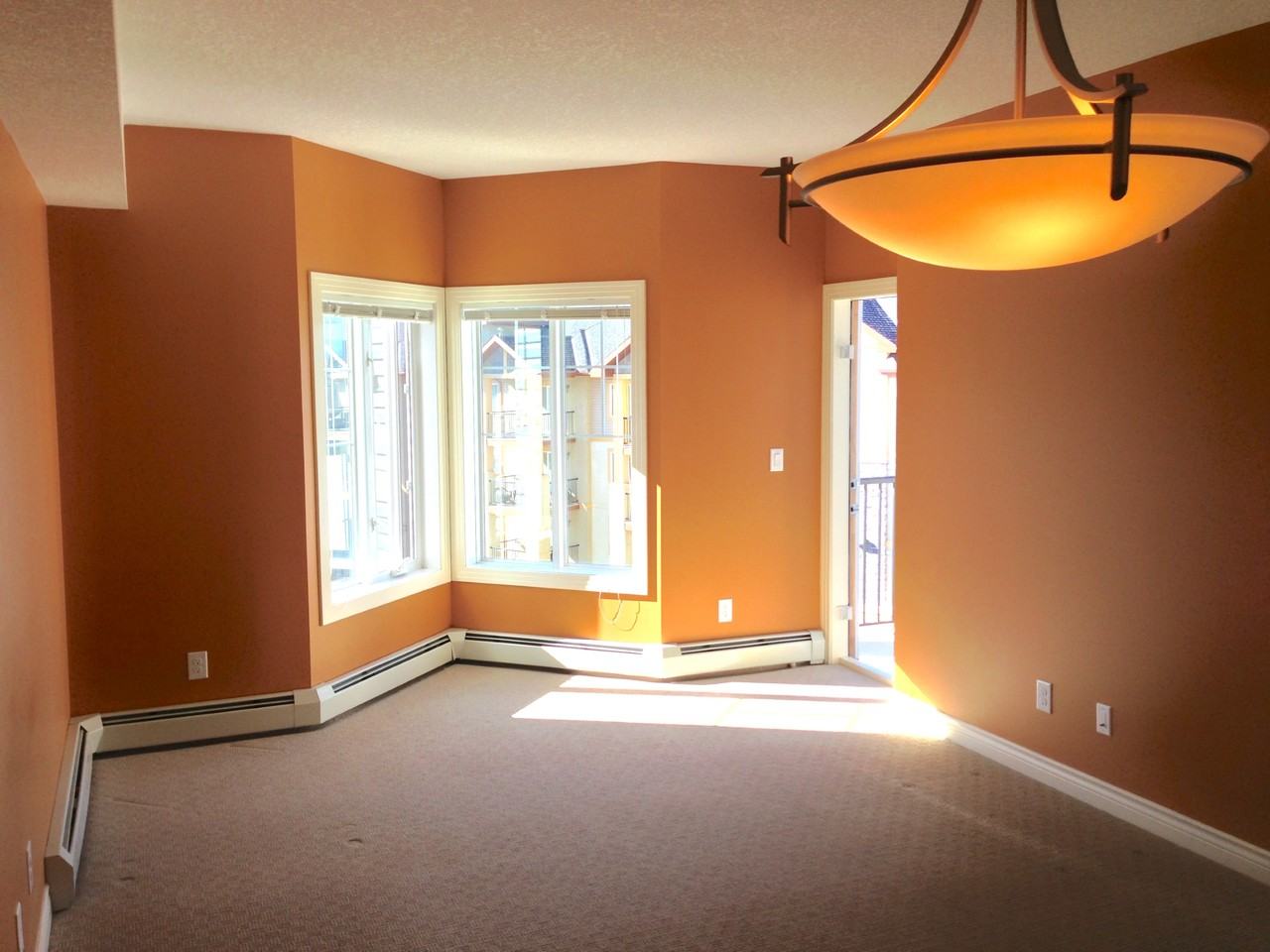 405 Haus - Photo 3 of 33