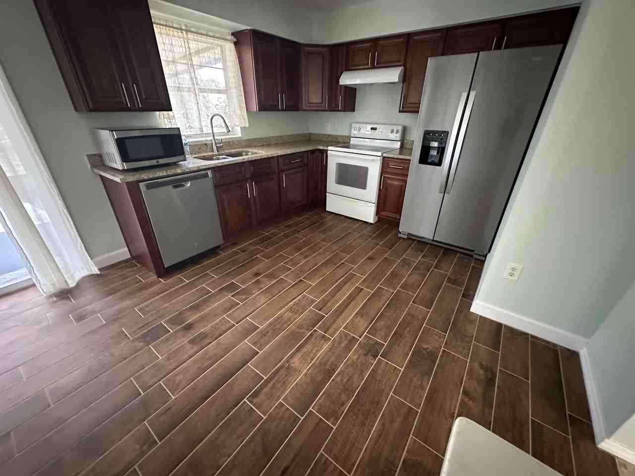 4330 Grand Ave - Photo 2 of 14