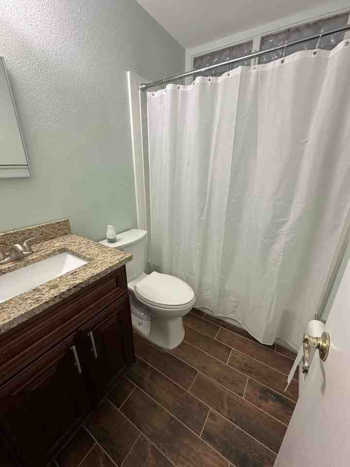 4330 Grand Ave - Photo 7 of 14