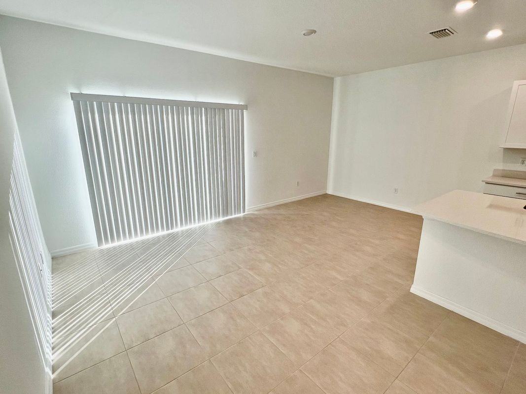 5869 Biscotti St - Photo 4 of 23