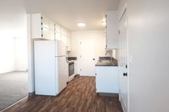 Cedars in Sweethome ** Walk in Closets, on site laundry in a lovely Community - Photo 1 of 1