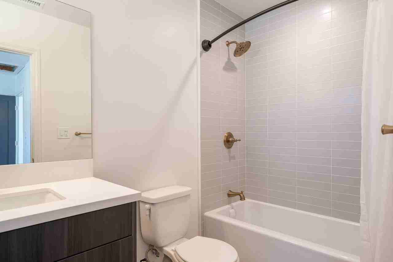 2901 Bellevue - Photo 7 of 7