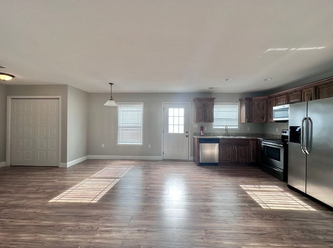 Reserve at Bellwood - Photo 6 of 50