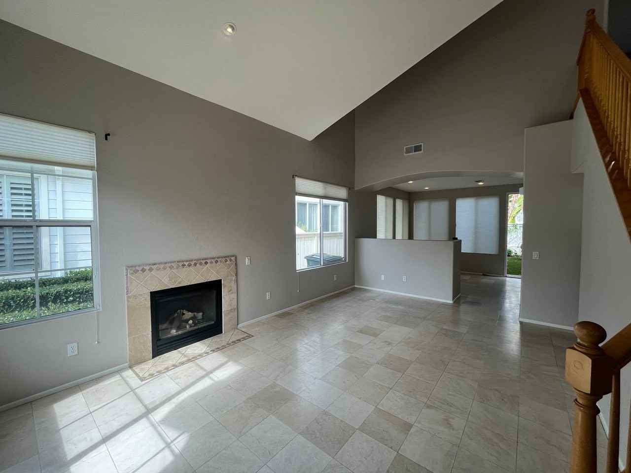 1085 Cottage Way - Photo 3 of 21
