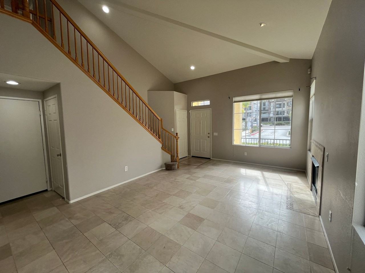 1085 Cottage Way - Photo 4 of 21