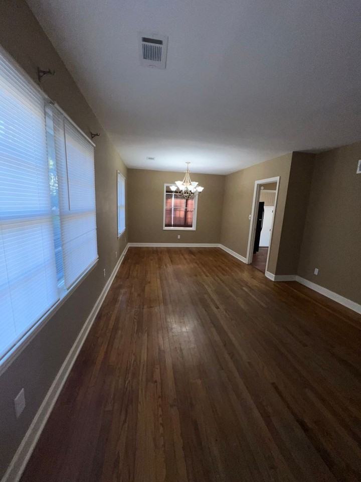 3007 Hickory St - Photo 3 of 22