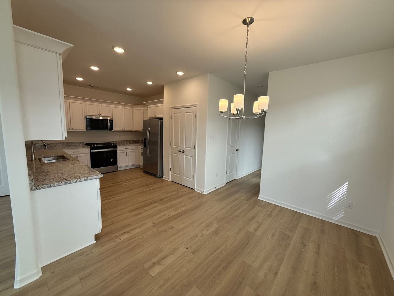 8645 Colleton Way - Photo 2 of 16