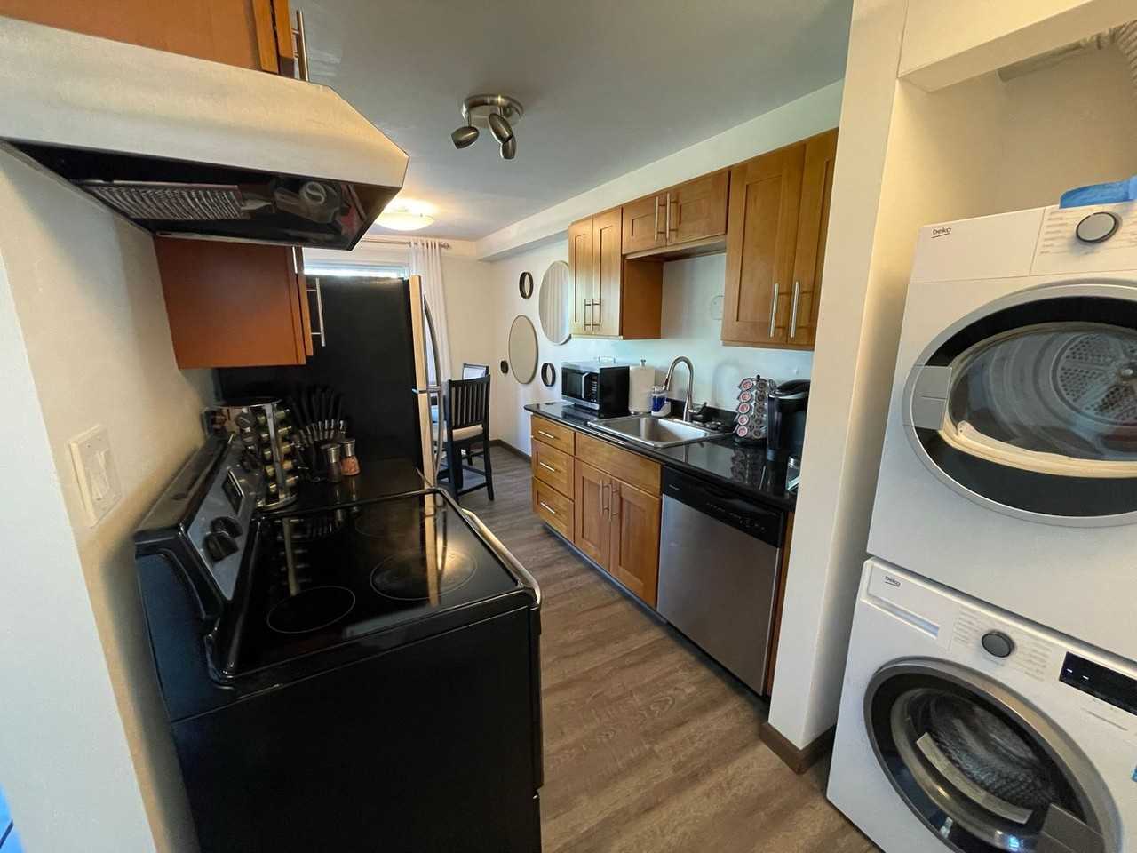 Lex Apartments - Photo 4 of 24