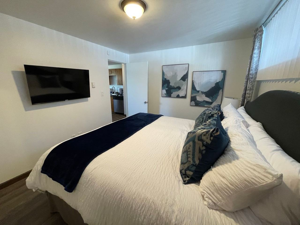 Lex Apartments - Photo 6 of 24
