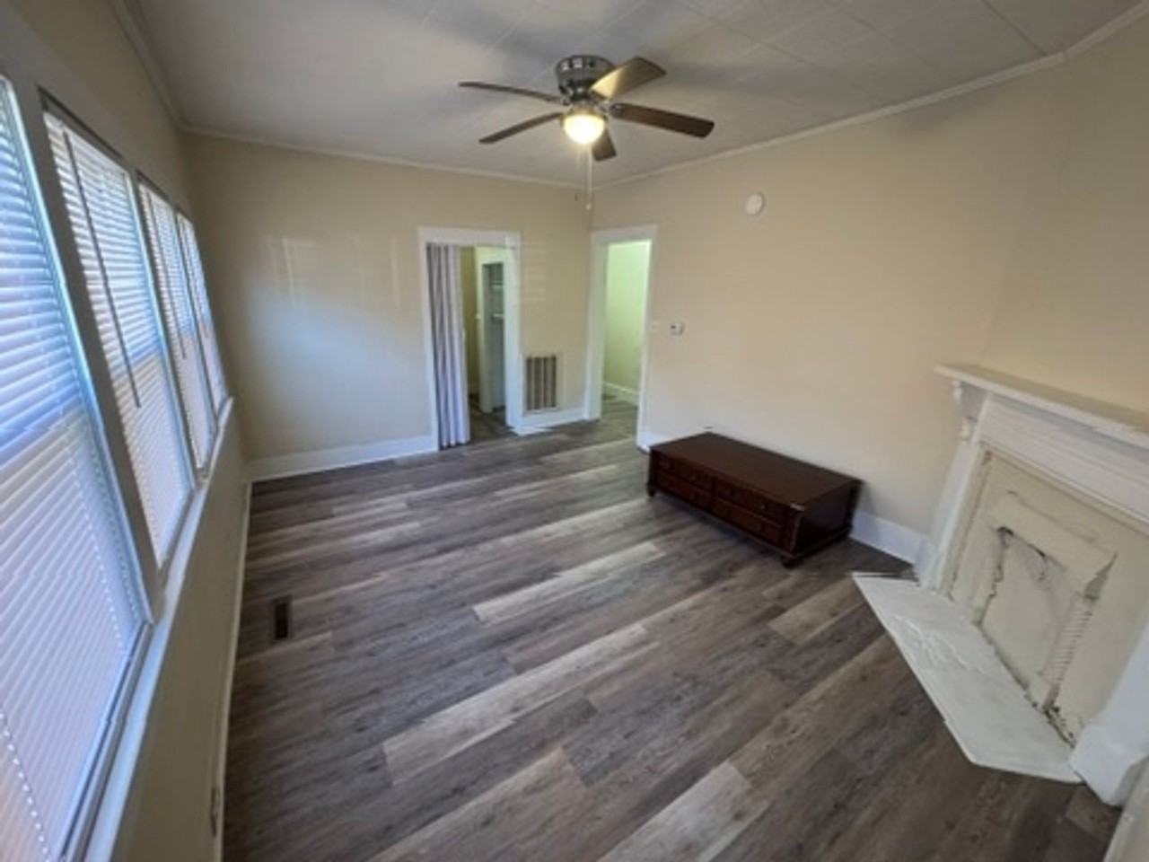 533 Stockton St - Photo 3 of 13