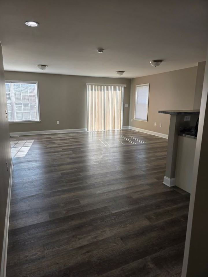 Devonshire Court - Photo 2 of 23