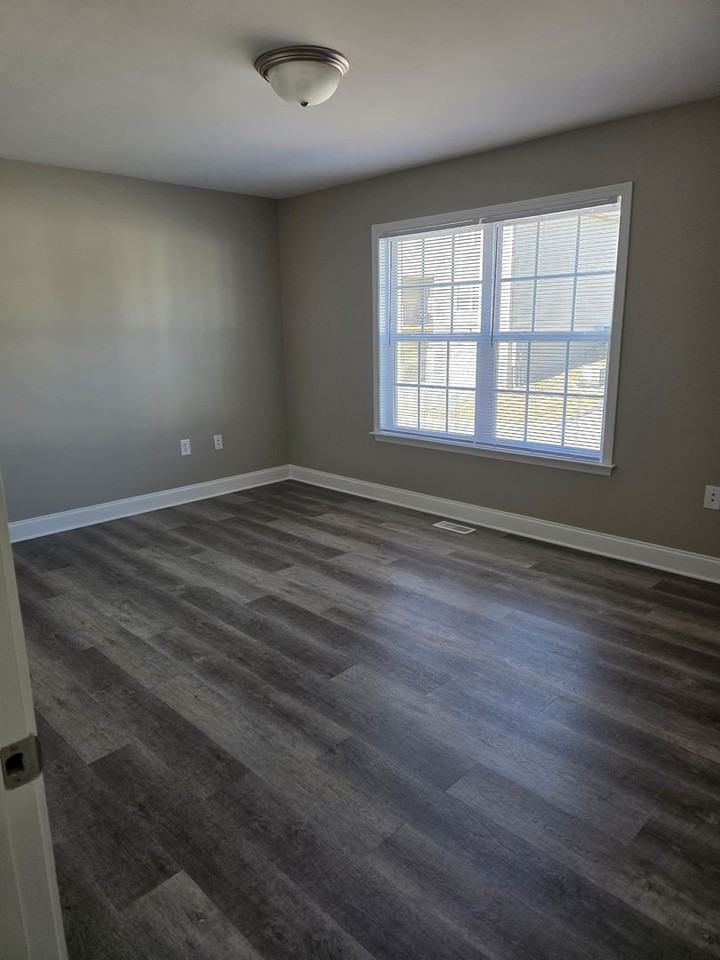 Devonshire Court - Photo 4 of 23