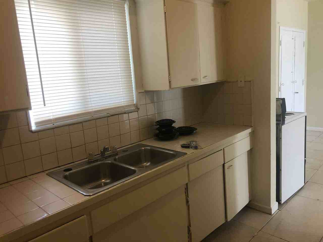 3460 Charleston Blvd - Photo 6 of 15