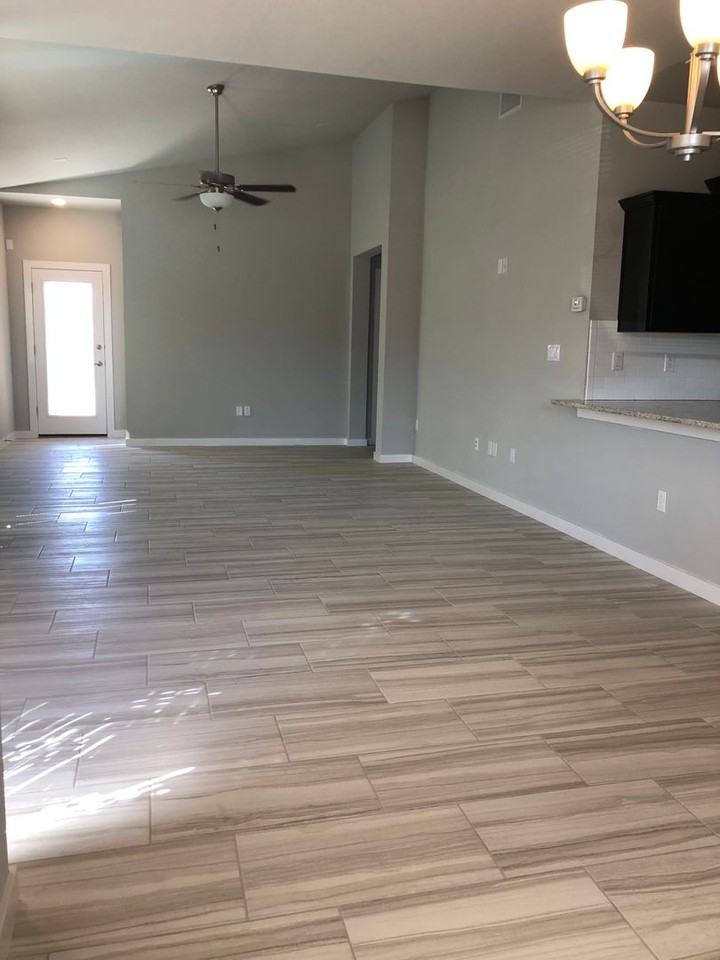 15125 Design Ct - Photo 3 of 9