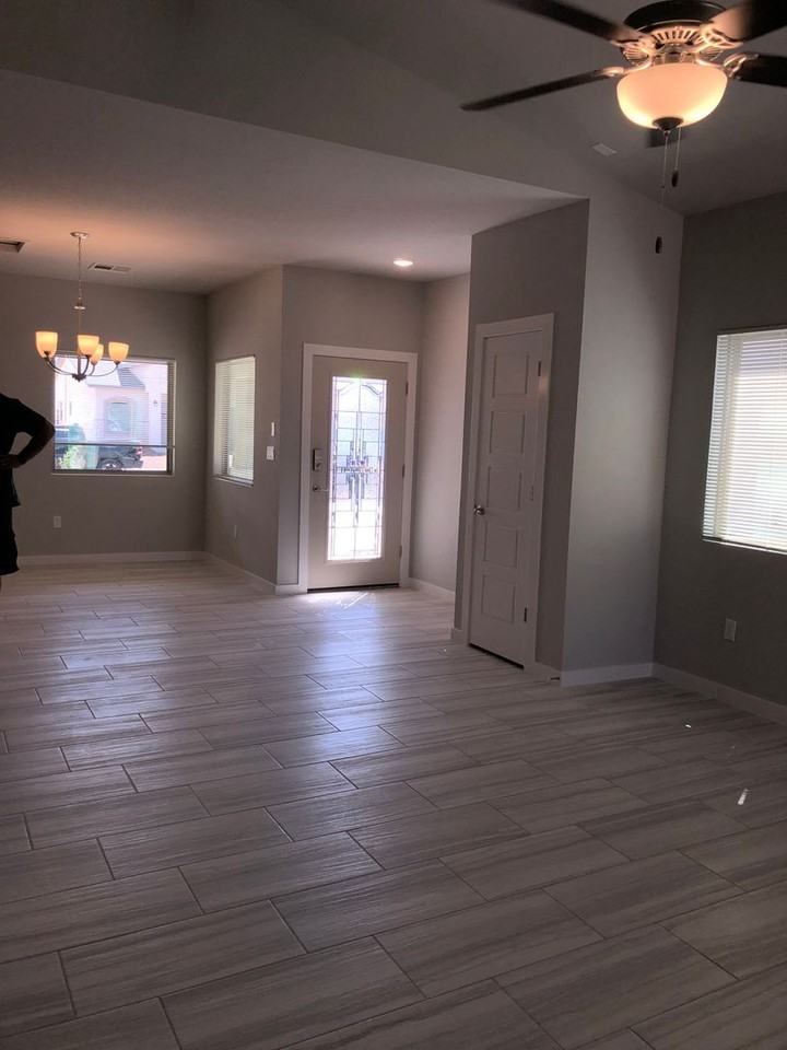 15125 Design Ct - Photo 4 of 9